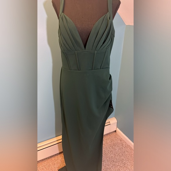 slim fit dress slacks Hunter Green Strapless Neck Ruched Detail Midi Dress *FINAL SALE* – SSYS main image 1